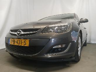 skadebil auto Opel Astra Astra J Sports Tourer (PD8/PE8/PF8) Combi 1.7 CDTi 16V (A17DTE(Euro 5)=
) [81kW]  (10-2010/10-2015) 2013/1