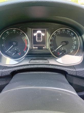 Skoda Fabia Fabia III Combi (NJ5) Combi 5-drs 1.0 12V Greentech (CHYB) [55kW]  (10=
-2014/12-2022) picture 2