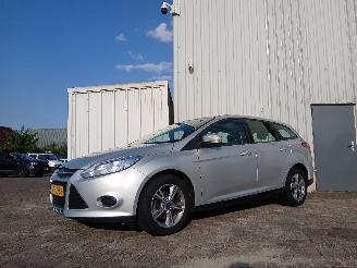 Ford Focus Focus 3 Wagon Combi 1.0 Ti-VCT EcoBoost 12V 100 (M2DA(Euro 5)) [74kW] =
 (02-2012/05-2018) picture 3