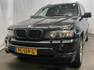 krockskadad bil auto BMW X5 X5 (E53) SUV 4.4 V8 32V (M62-B44(448S2)) [210kW]  (01-2000/09-2003) 2000/12