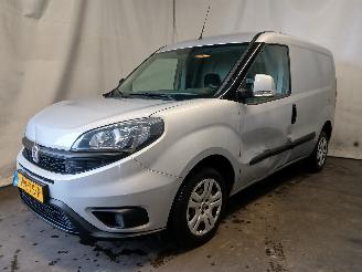 Fiat Doblo Doblo Cargo (263) Van 1.3 D Multijet (55283775) [70kW]  (03-2016/12-20=
23) picture 3