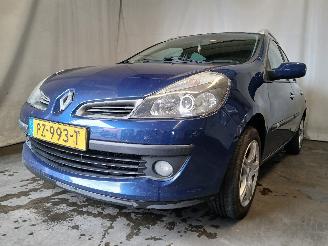 krockskadad bil auto Renault Clio Clio III Estate/Grandtour (KR) Combi 1.2 16V TCE 100 (D4F-784(D4F-H7))=
 [74kW]  (11-2007/12-2012) 2008/3