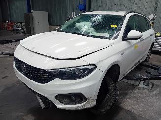 Sloopauto Fiat Tipo Tipo (356W/357W) Combi 1.4 T-Jet 16V (940.B.7000(Euro 6)) [88kW]  (03-=
2016/10-2020) 2019