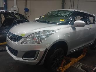 Vrakbiler auto Suzuki Swift Swift (ZA/ZC/ZD) Hatchback 1.2 16V (K12B) [69kW]  (10-2010/04-2017) 2014/1