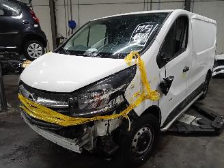 Vrakbiler auto Opel Vivaro Vivaro Van 1.6 CDTI 90 (R9M-408(R9M-A4)) [66kW]  (06-2014/12-2019) 2016/11