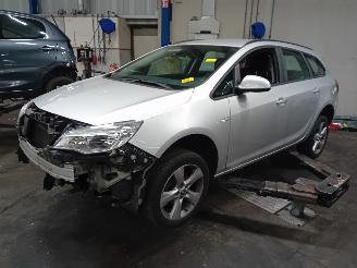 Purkuautot passenger cars Opel Astra Astra J Sports Tourer (PD8/PE8/PF8) Combi 1.4 Turbo 16V (A14NET(Euro 5=
)) [88kW]  (10-2010/04-2016) 2011