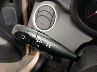 Hyundai I-10 i10 (F5) Hatchback 1.1i 12V (G4HG) [49kW]  (01-2008/12-2013) picture 14