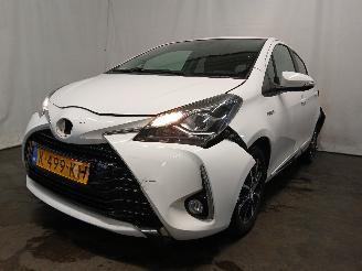 uszkodzony samochody osobowe Toyota Yaris Yaris III (P13) Hatchback 1.5 16V Hybrid (1NZ-FXE) [74kW]  (04-2015/09=
-2020) 2018/5