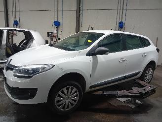 Vrakbiler auto Renault Mégane Megane III Grandtour (KZ) Combi 5-drs 1.5 dCi 110 (K9K-J836) [81kW]  (=
02-2009/04-2016) 2014/3