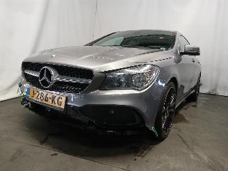 krockskadad bil auto Mercedes Cla-klasse CLA Shooting Brake (117.9) Combi 1.6 CLA-200 16V (M270.910) [115kW]  (=
01-2015/03-2019) 2017/1