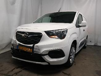 Unfallwagen Opel Combo Combo Cargo Van 1.5 CDTI 100 (D15DT(DV5RD)) [75kW]  (08-2018/...) 2019/10