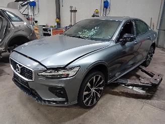 disassembly passenger cars Volvo S-60 S60 III (ZS) Sedan 2.0 T5 16V (B4204T26) [184kW]  (02-2019/12-2021) 2019