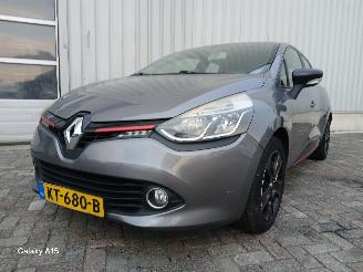 Unfallwagen Renault Clio Clio IV (5R) Hatchback 5-drs 0.9 Energy TCE 90 12V (H4B-400(H4B-A4)) [=
66kW]  (11-2012/08-2021) 2012/11