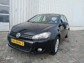Vaurioauto  passenger cars Volkswagen Golf Golf VI (5K1) Hatchback 1.4 TSI 160 16V (CAVD) [118kW]  (10-2008/11-20=
12) 2010/11