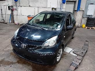 Uttjänta bilar auto Toyota Aygo Aygo (B10) Hatchback 1.0 12V VVT-i (1KR-FE) [50kW]  (07-2005/05-2014) 2008/2