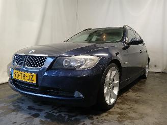 krockskadad bil auto BMW 3-serie 3 serie Touring (E91) Combi 325i 24V (N52-B25C) [160kW]  (12-2004/08-2=
008) 2007/1