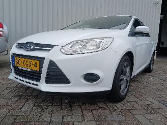 Unfallwagen Ford Focus Focus 3 Hatchback 1.0 Ti-VCT EcoBoost 12V 100 (M2DA(Euro 5)) [74kW]  (=
02-2012/05-2018) 2012/6