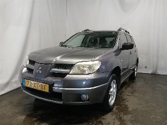 Avarii autoturisme Mitsubishi Outlander Outlander (CU) SUV 2.0 16V 4x2 (4G63(16V)) [100kW]  (05-2003/10-2006) 2007/6