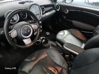 Mini Mini Mini (R56) Hatchback 1.6 16V Cooper (N12-B16A) [88kW]  (10-2006/02-201=
2) picture 12