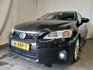 Avarii autoturisme Lexus Ct CT 200h Hatchback 1.8 16V (2ZRFXE) [100kW]  (09-2011/...) 2012/5
