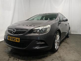skadebil auto Opel Astra Astra J Sports Tourer (PD8/PE8/PF8) Combi 1.4 Turbo 16V (A14NET(Euro 5=
)) [103kW]  (10-2010/10-2015) 2012/6