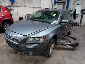 Uttjänta bilar auto Volvo V-50 V50 (MW) Combi 2.5 T5 20V (B5254T3) [162kW]  (04-2004/12-2007) 2005