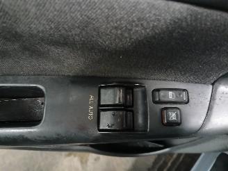 Toyota Corolla Corolla (E12) Hatchback 1.6 16V VVT-i (3ZZFE) [81kW]  (01-2002/12-2006=
) picture 13