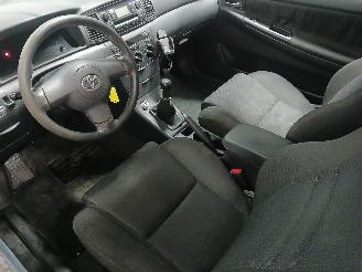 Toyota Corolla Corolla (E12) Hatchback 1.6 16V VVT-i (3ZZFE) [81kW]  (01-2002/12-2006=
) picture 12
