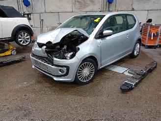 Démontage voiture Volkswagen Up! Up! (121) Hatchback 1.0 12V 60 (CHYA) [44kW]  (08-2011/08-2020) 2013