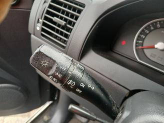 Kia Sorento Sorento I (JC) SUV 3.3 V6 24V (G6DB) [182kW]  (02-2007/10-2009) picture 12