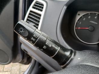 Hyundai I-20 i20 Hatchback 1.2i 16V (G4LA) [57kW]  (09-2008/12-2012) picture 13