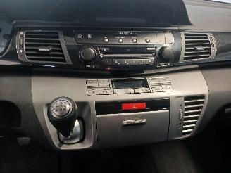 Honda Fr-v FR-V (BE) MPV 1.7 16V (D17A2) [92kW]  (02-2005/12-2006) picture 19