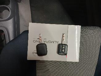 Nissan Almera Almera Tino (V10M) MPV 1.8 16V (QG18DE) [85kW]  (12-2002/02-2006) picture 19