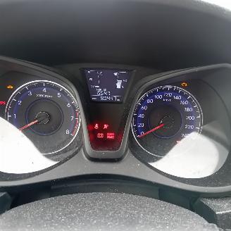 Hyundai Ix20 iX20 (JC) SUV 1.4i 16V (G4FA) [66kW]  (11-2010/07-2019) picture 2