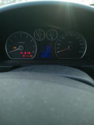 Hyundai I-30 i30 (FD) Hatchback 1.6 CVVT 16V (G4FC-G) [93kW]  (02-2008/11-2011) picture 2