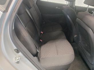 Hyundai I-30 i30 (FD) Hatchback 1.6 CVVT 16V (G4FC-G) [93kW]  (02-2008/11-2011) picture 10