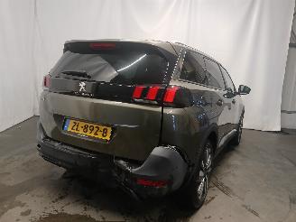 Peugeot 5008 5008 II (M4/MC/MJ/MR) MPV 1.2 12V e-THP PureTech 130 (EB2ADTS(HNS)) [9=
6kW]  (12-2016/12-2024) picture 5