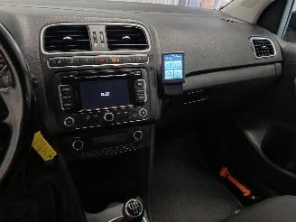 Volkswagen Polo Polo V (6R) Hatchback 1.2 TDI 12V BlueMotion (CFWA(Euro 5)) [55kW]  (1=
0-2009/05-2014) picture 16