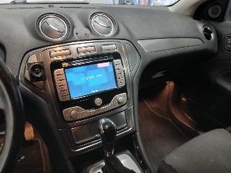 Ford Mondeo Mondeo IV Wagon Combi 2.0 Ecoboost SCTi 16V (TNBA(Euro 5)) [149kW]  (0=
3-2010/01-2015) picture 16