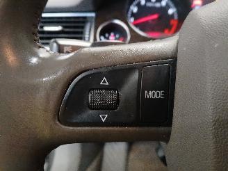 Audi A8 A8 (D3) Sedan 4.2 V8 40V FSI Quattro (BVJ) [257kW]  (06-2006/07-2010) picture 15