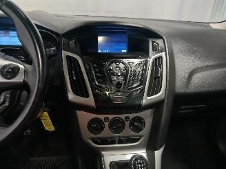 Ford Focus Focus 3 Wagon Combi 1.6 EcoBoost 16V 150 (JQDB(Euro 5)) [110kW]  (07-2=
010/05-2018) picture 19