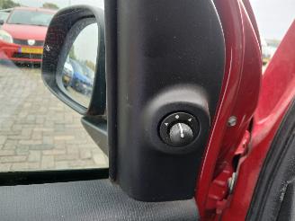 Fiat Panda Panda/Pandina (312) Hatchback 0.9 TwinAir Turbo 85 (312.A.2000) [63kW]=
  (02-2012/...) picture 12