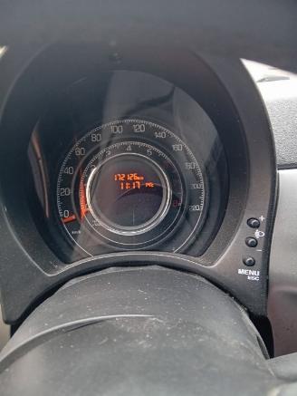 Fiat 500 500 (312) Hatchback 0.9 TwinAir 85 (312.A.2000) [63kW]  (07-2010/...) picture 2