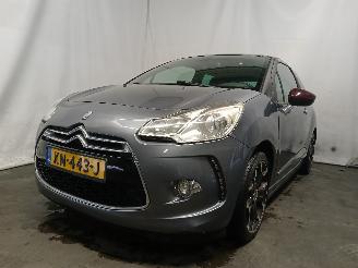 Vaurioauto  passenger cars Citroën DS3 DS3 (SA) Hatchback 1.6 16V VTS THP 155 (EP6DT(5FR)) [115kW]  (11-2009/=
07-2015) 2010/10