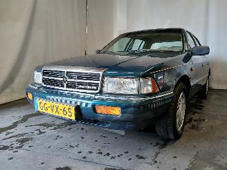 krockskadad bil auto Chrysler Saratoga Saratoga Sedan 3.0 i (3(V6-181)) [104kW]  (09-1989/12-1995) 1993/3