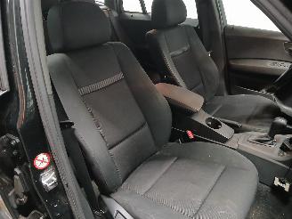 BMW X3 X3 (E83) SUV 3.0i xDrive 24V (M54-B30(306S3)) [170kW]  (09-2003/07-200=
6) picture 9