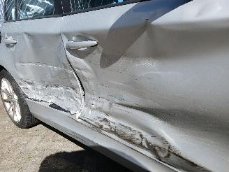 BMW 1-serie 1 serie (E87/87N) Hatchback 5-drs 116i 1.6 16V (N45-B16A) [85kW]  (06-=
2004/06-2011) picture 23