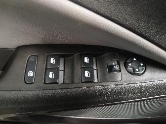 Opel Crossland Crossland (X) SUV 1.2 Turbo 12V (F12XHT(EB2ADTS)) [96kW]  (03-2017/...=
) picture 13