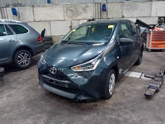 Vrakbiler auto Toyota Aygo Aygo (B40) Hatchback 1.0 12V VVT-i (1KR-FE) [53kW]  (03-2018/...) 2018/9