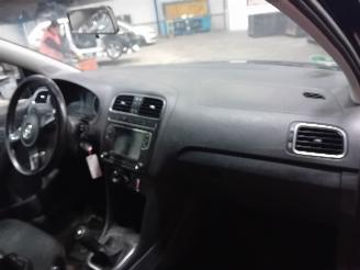 Volkswagen Polo Polo V (6R) Hatchback 1.2 TDI 12V BlueMotion (CFWA(Euro 5)) [55kW]  (1=
0-2009/05-2014) picture 5